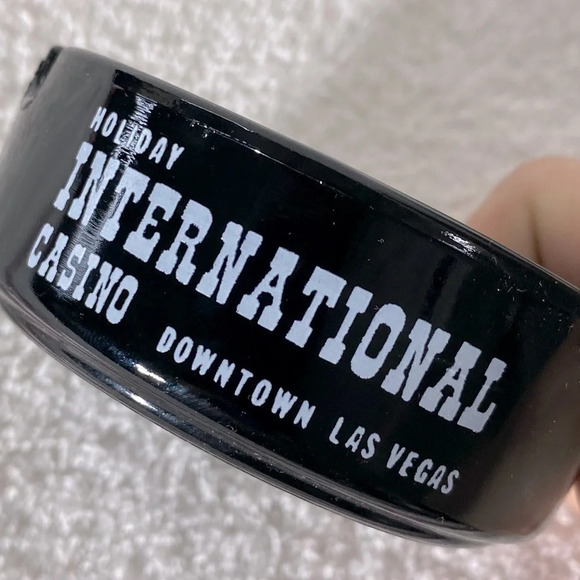 Vintage Holiday International Casino Black Glass Ashtray Trinket Dish - Picture 10 of 10